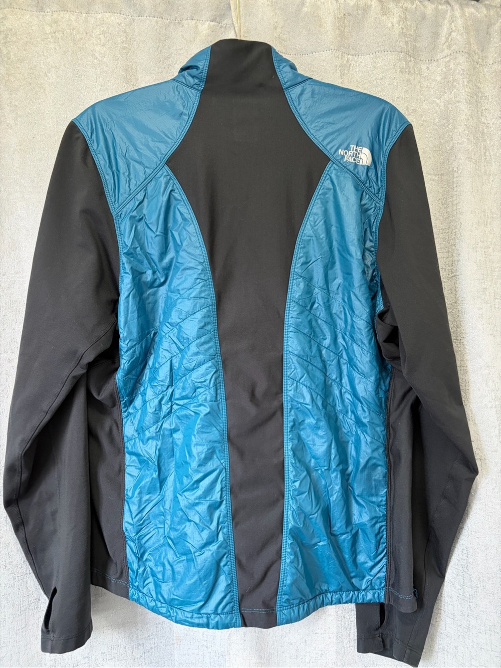 The North Face Men’s Teal Hybrid Jacket with Black Sleeves and Lime Trim - Picture 2 of 11